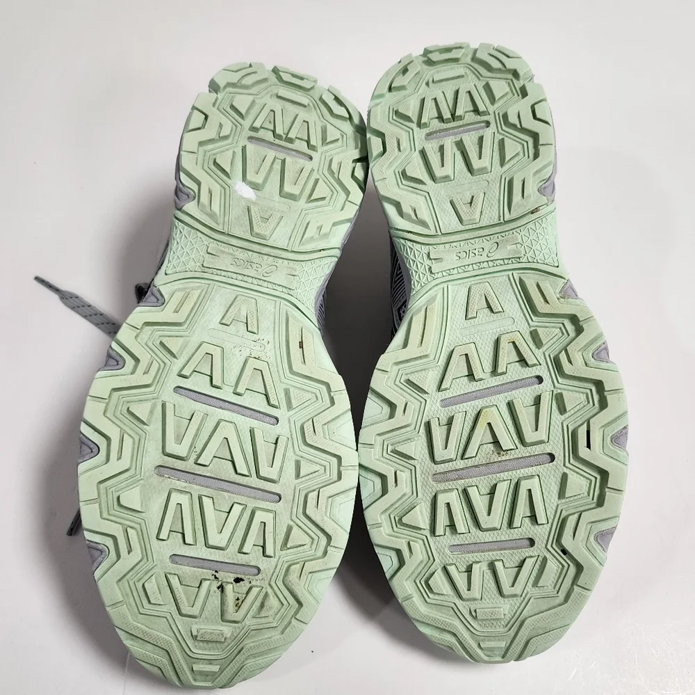 ASICS gel-venture 8 walking shoes Womens size 9 in silver and gray - Picture 16 of 16